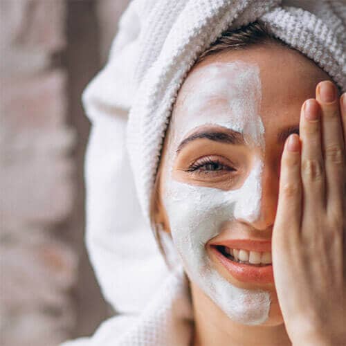 Soins visage Bell Ânesse en Provence, des comsétiques au laits d'ânesse Bio à prix réduits Soins visage Bell Ânesse en Provence, des comsétiques au laits d'ânesse Bio à prix réduits